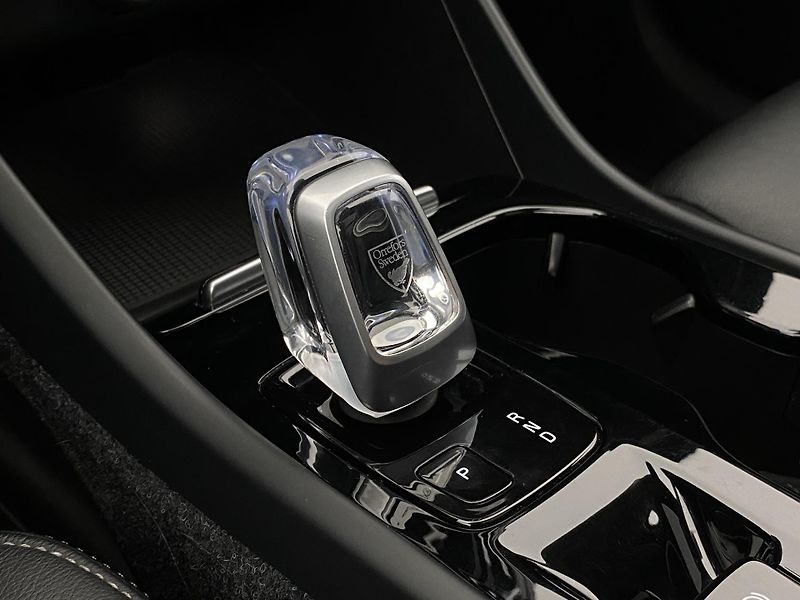 Volvo XC40 T5 RECHARGE INSCRIPTION AUT - fotka 29 z 50
