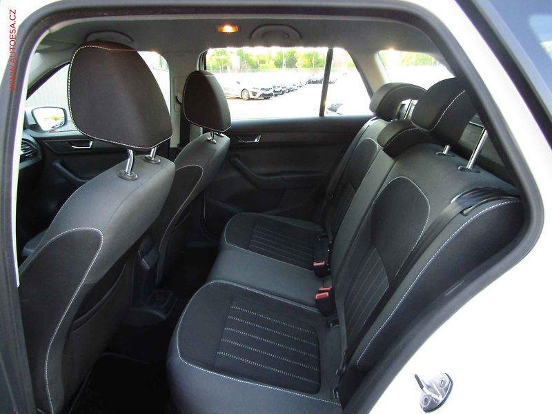 Škoda Fabia (2021) 1.0 TSi, ČR, Style, LED, - fotka 10 z 16