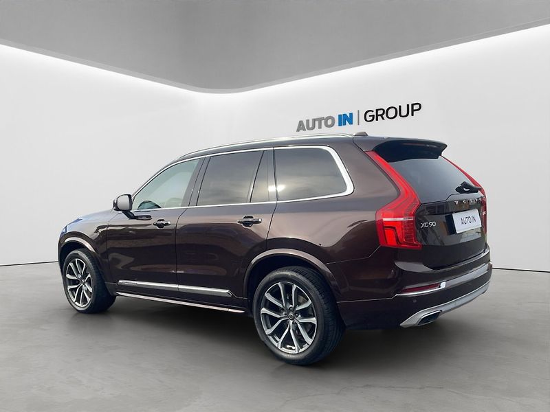 Volvo XC90 (2019) D5, 4X4, VZDUCH, Inscription - fotka 4 z 23