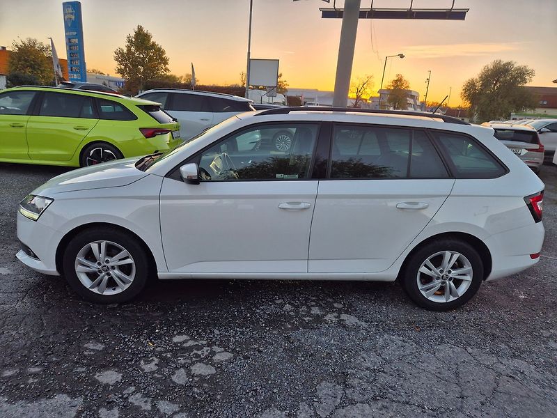 Škoda Fabia Combi 1,0 TSI Ambition TOP, zá - fotka 8 z 19