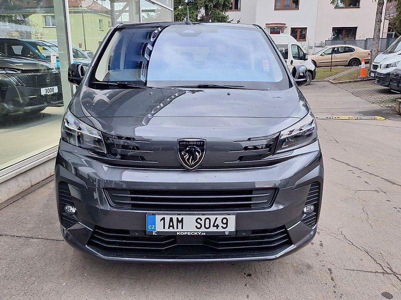Peugeot Traveller (2025) ALLURE Long 2.2 BHDi 180k EAT8 - fotka 2 z 22