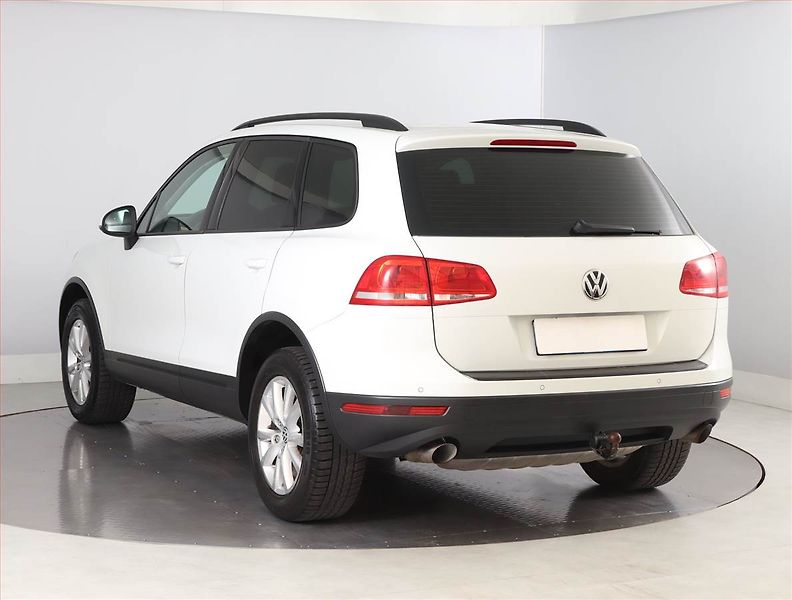 Volkswagen Touareg (2016) 3.0 TDI, 4X4, Automat - fotka 4 z 24