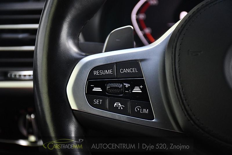 BMW X4 xD30d M-SPORT NTOP TAŽNÉ ČR 1M - fotka 28 z 54