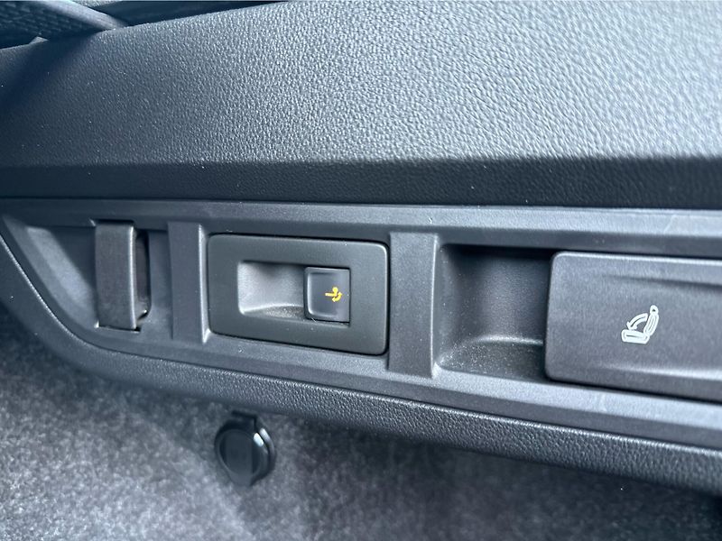 Škoda Octavia Style Plus 2.0 TDI 85kw Combi - fotka 20 z 26