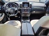 Mercedes-Benz GLE (2019) Auto na cestě - náhled 8