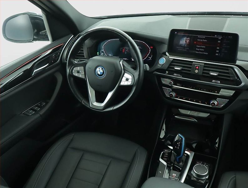 BMW iX3 (2021) 80 kWh, SoH 98% - fotka 7 z 25