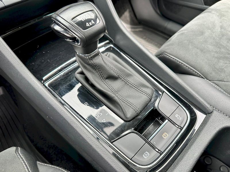 Škoda Kodiaq (2021) 2.0 TDI 147 kW Style 4x4 DSG - fotka 21 z 29