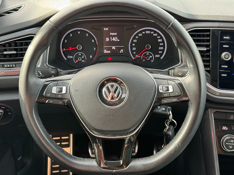Volkswagen T-Roc (2019) IQ. DRIVE 1,5 TSI 110 KW - fotka 18 z 36