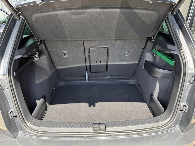 Škoda Karoq DSG 1,5TSi 110kW SportLine - fotka 24 z 24
