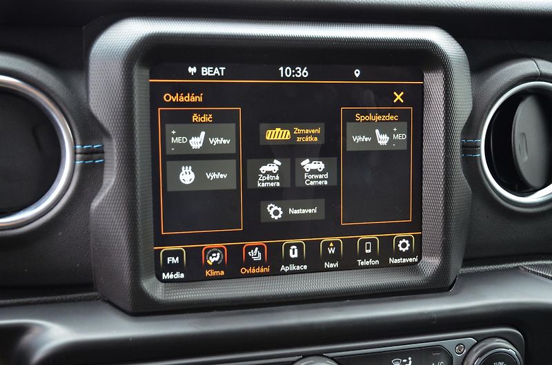 Jeep Wrangler (2022) Rubicon 4xe Unlimited 4x4 / ČR - fotka 34 z 52
