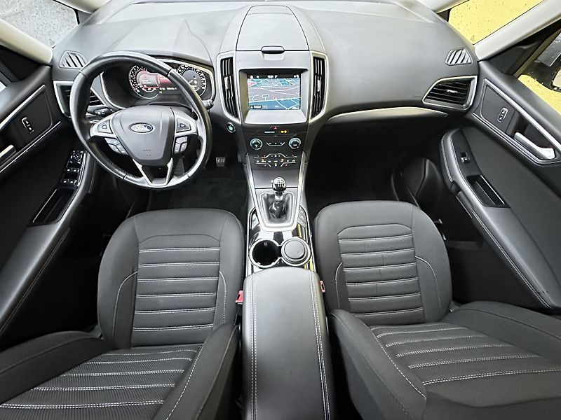 Ford Galaxy (2016) 1.5/118kW TITANIUM * 7.Míst *  - fotka 6 z 43