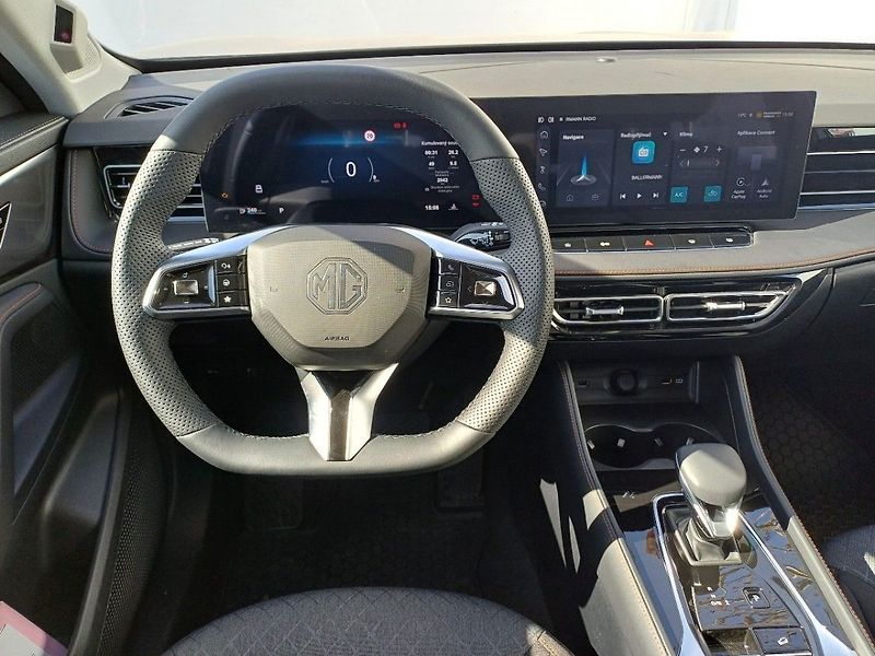 MG HS Emotion 1,5 TGI 125 kW FWD 7AT - fotka 7 z 15