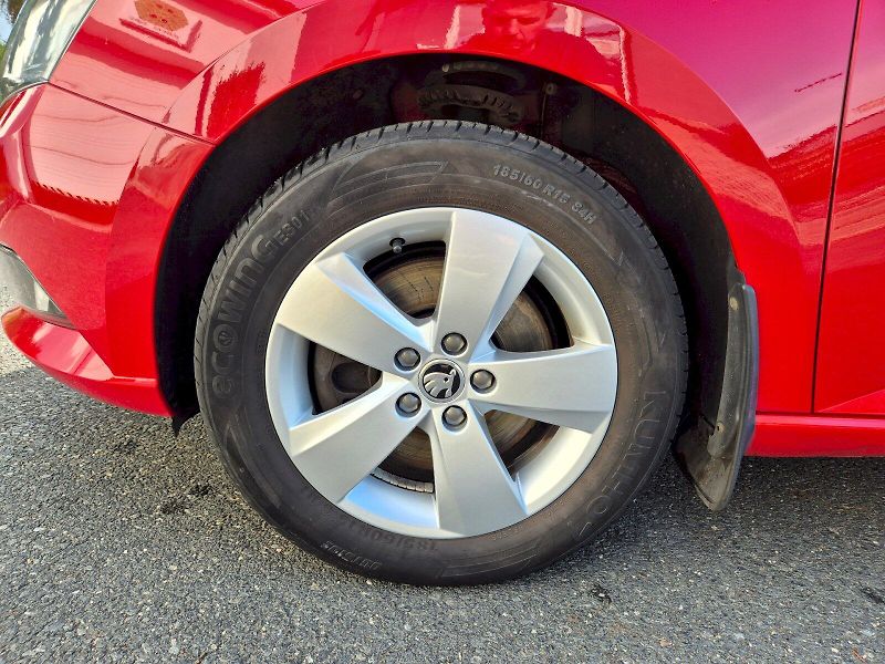 Škoda Fabia (2017) kombi Style 1.0 TSI 81 kW 7°DS - fotka 10 z 28