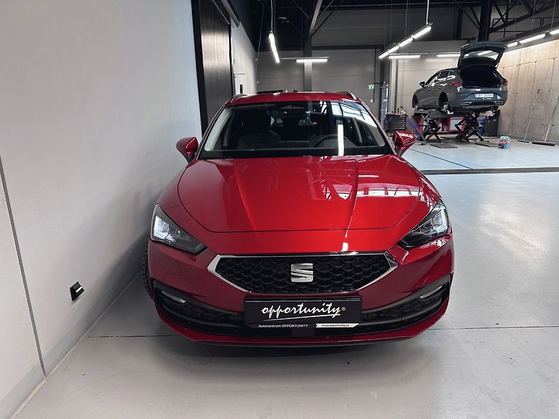 Seat Leon (2026) SP Style 1.5 TSI 115k *TAŽNÉ* - fotka 2 z 18