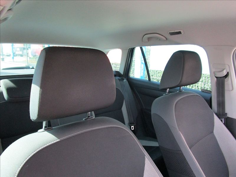 Škoda Fabia Combi 1.0TSi Ambition, Klima - fotka 18 z 36