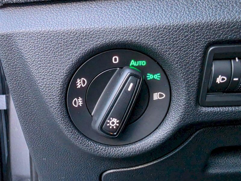 Škoda Kamiq (2025) 1,0TSI 85KW SELECTION - fotka 18 z 29