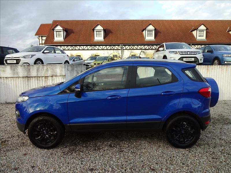 Ford EcoSport 1.0 EcoBoost 92kW - fotka 4 z 51