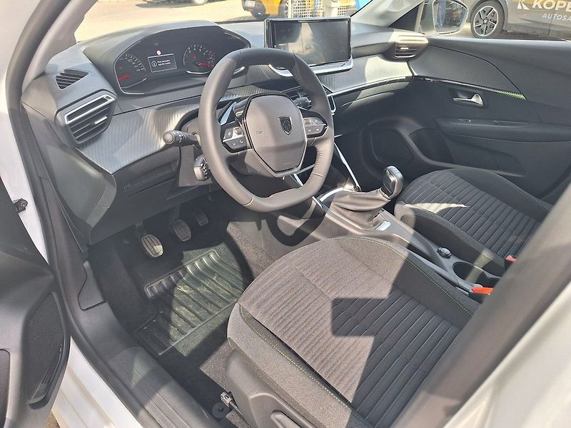 Peugeot 208 (2026) STYLE 1.2 TURBO 100k MAN6 - fotka 10 z 17