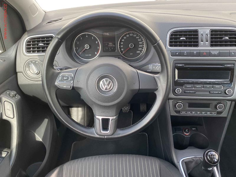 Volkswagen Polo (2014) 1.2 TSi, STK6/28 - fotka 11 z 17