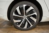Volkswagen Arteon 2.0 TDI DSG  R-Line 110 kW - náhled 26
