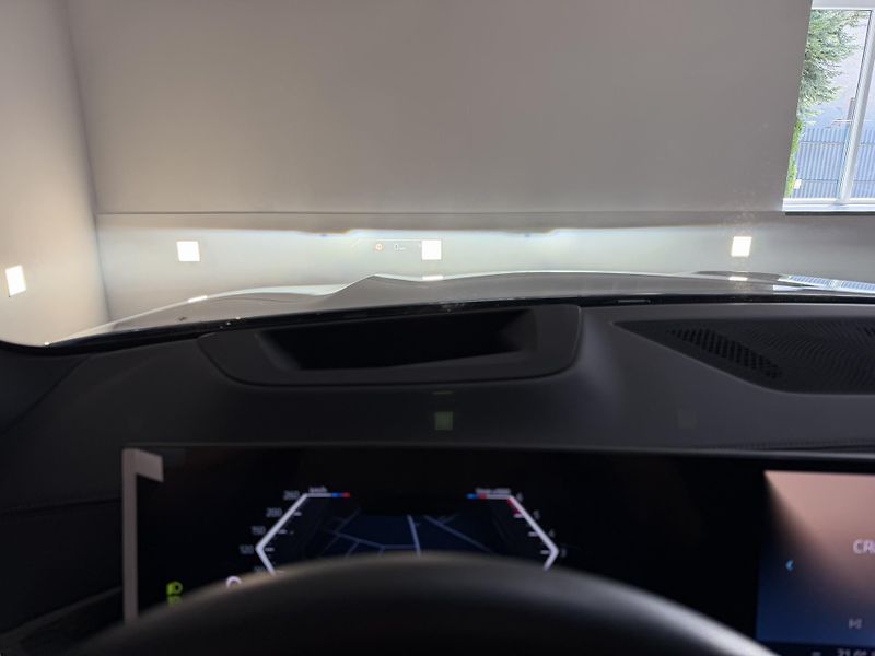 BMW X5 xDrive40d M-PRO Individ. Gar.+ - fotka 37 z 50