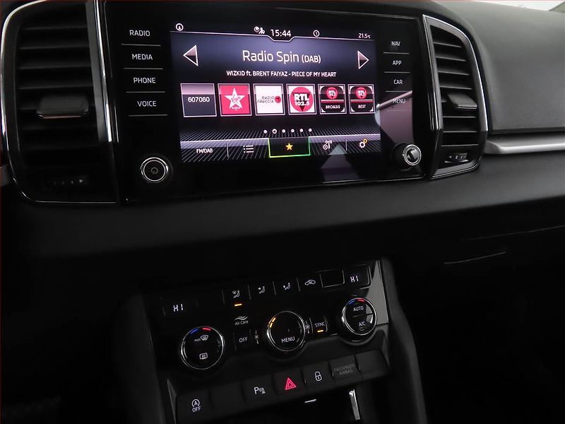 Škoda Karoq (2022) 2.0 TDI, Automat, Navi - fotka 12 z 20
