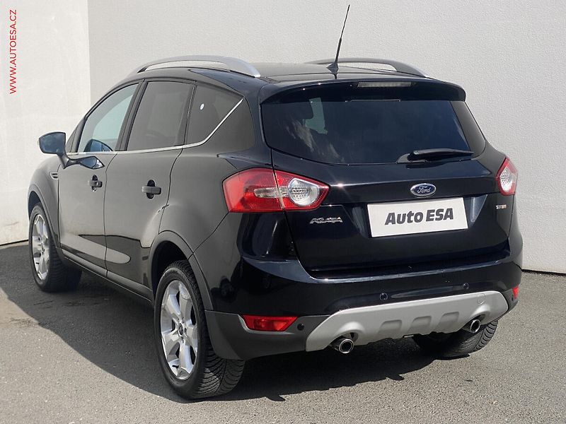 Ford Kuga (2009) 2.0 TDCi, Titanium, TZ, panor - fotka 6 z 15