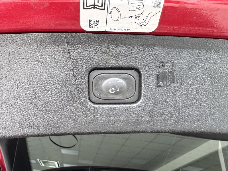 Ford Edge 2,0Bi-TDCi 4x4*REZERVACE! - fotka 39 z 43
