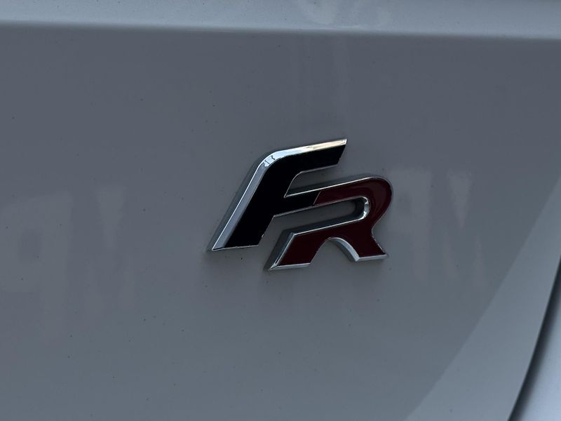 Seat Leon (2016) 1.4TSi 92kW MAN FR, RZV - fotka 43 z 45