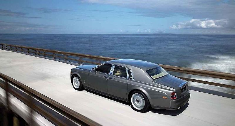Rolls-Royce Phantom (2013).