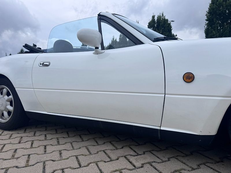Mazda MX-5 (1990) NA 1,6i 85 KW MRKAČKA STK - fotka 19 z 47