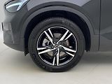 Volvo XC40 B3 CORE AUT CZ 1.maj. - náhled 32