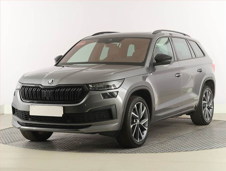Škoda Kodiaq (2022) Sportline 1.5 TSI, digi klima - fotka 2 z 30