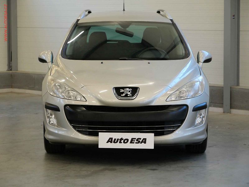 Peugeot 308 (2009) 1.6i SW, ČR, AC - fotka 2 z 21