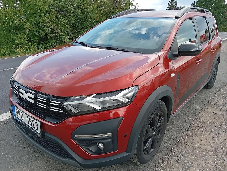 Dacia Jogger 1.0 TCe LPG, Extreme, 7 míst - fotka 1 z 24