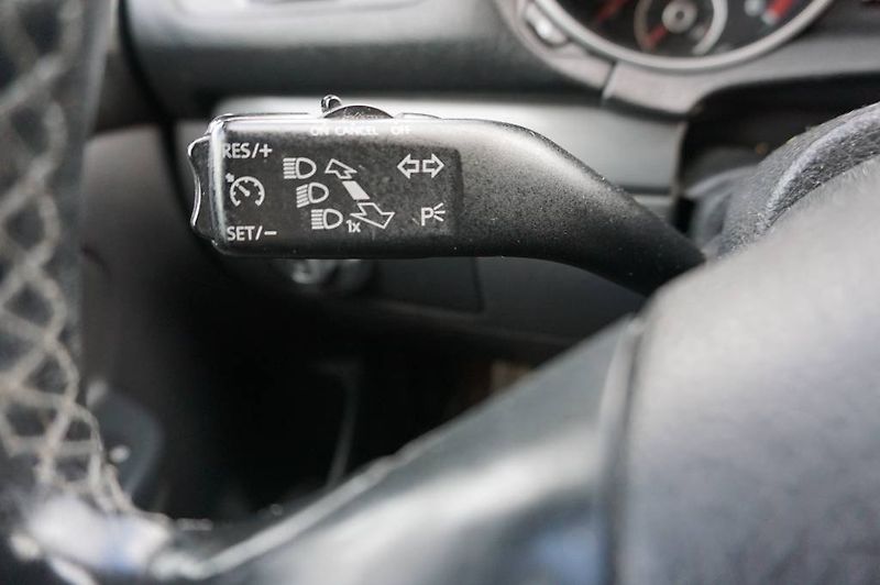 Volkswagen Golf Variant (2011) 2,0 - fotka 19 z 25