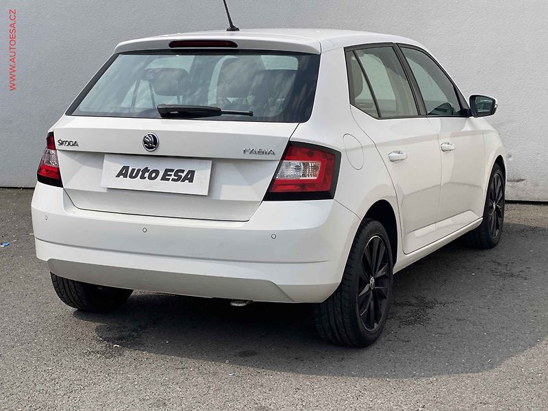 Škoda Fabia (2017) 1.0TSi, ČR, Style - fotka 4 z 17