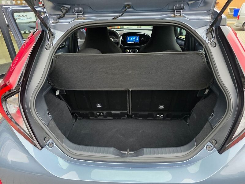 Toyota Aygo 1.0 CVT Comfort TOP - fotka 5 z 16
