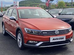 Volkswagen Passat (2016) 2.0BiTDi 4x4, ČR, DSG, navi - fotografie inzerátu