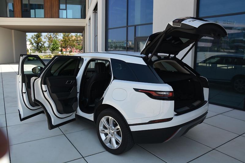 Land Rover Range Rover Velar (2021) P400e S Plug in Hybrid 4x4 - fotka 19 z 40