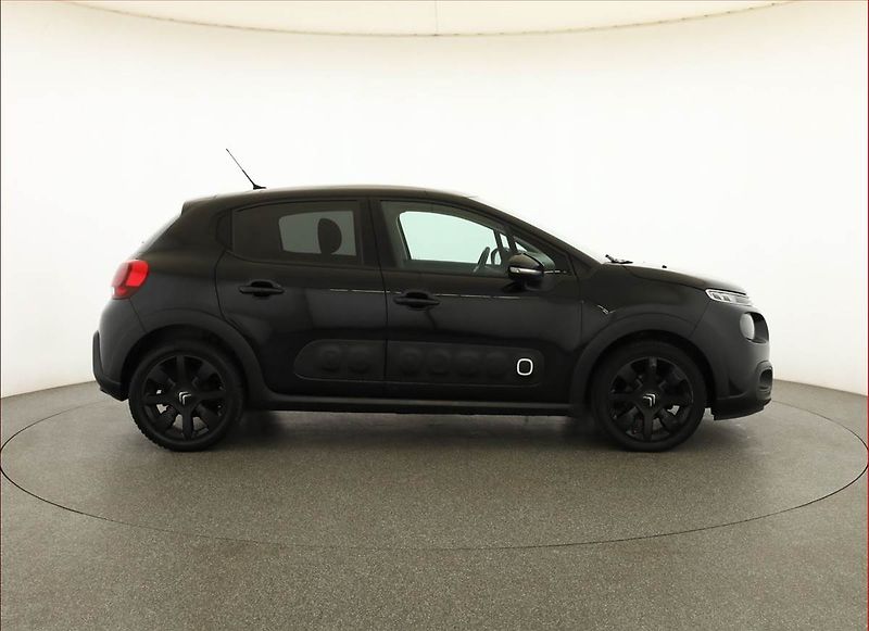 Citroën C3 (2018) 1.2 PureTech, ČR,1.maj - fotka 6 z 14