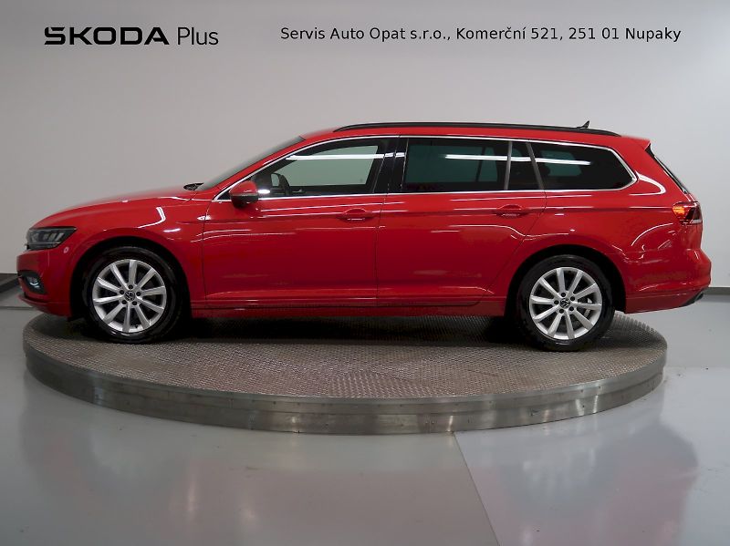 Volkswagen Passat (2023) BUSINESS PREMIUM 2.0TDI 110KW - fotka 3 z 42