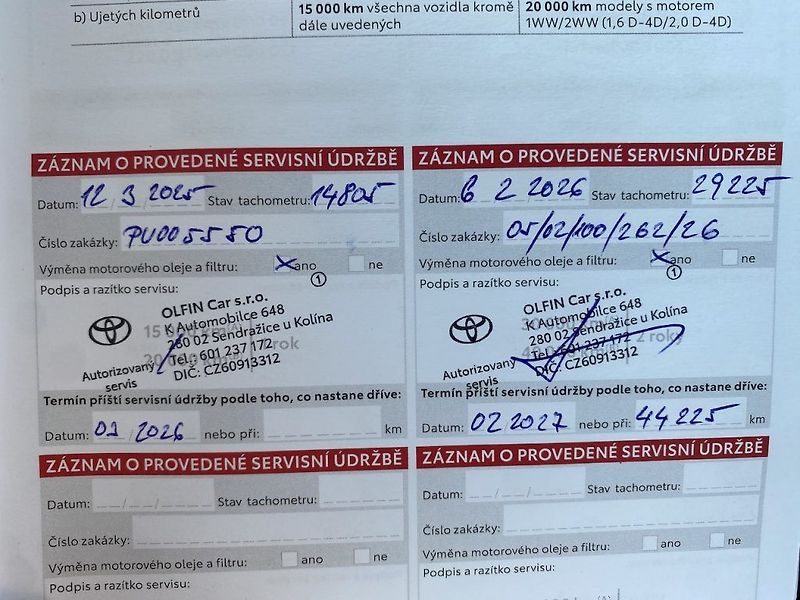 Toyota Corolla 1.8HEV, ČR, Executive, DPH - fotka 18 z 19
