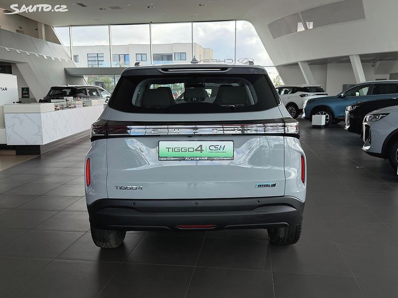 Chery Tiggo 4 HEV (2026) 1.5 HEV COMFORT 120 kW - fotka 5 z 7