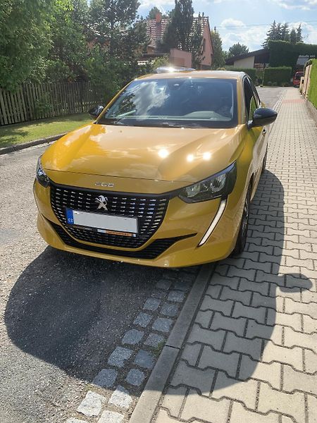 Peugeot 208 (2022) - fotka 2 z 3