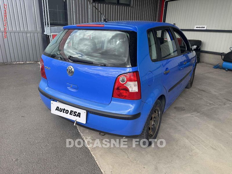 Volkswagen Polo (2004) 1.2 HTP, ČR, STK4/28 - fotka 2 z 3
