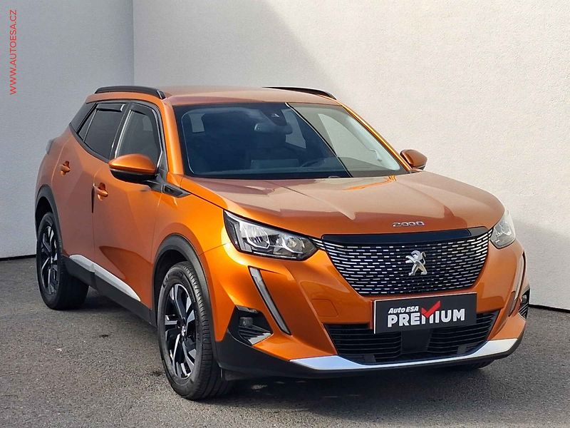 Peugeot 2008 (2021) 1.2 PT, ČR, Allure - fotografie inzerátu