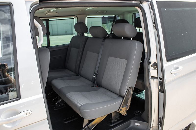 Volkswagen Caravelle 4Motion 2.0 BITDI - fotka 35 z 40