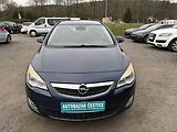 Opel Astra 2.0 D - náhled 1