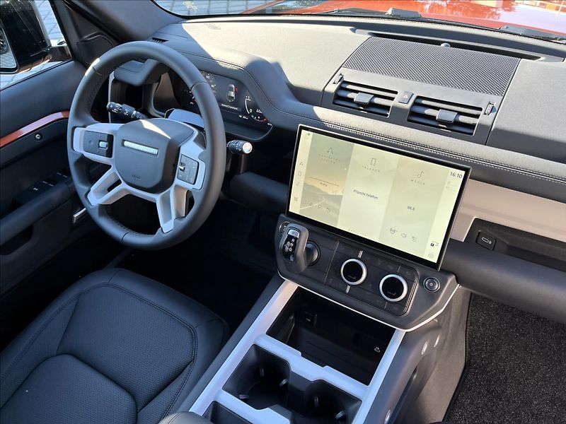 Land Rover Defender (2026) 110 D200 S - fotka 30 z 30